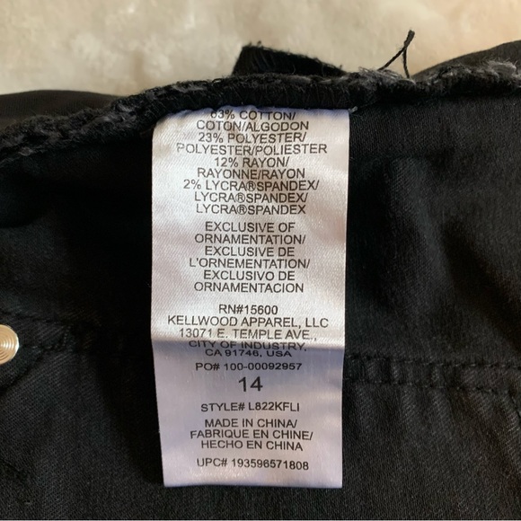 WIT & WISDOM 'Ab'Solution Roll Cuff Denim Shorts in Black Size 14 - Picture 6 of 15